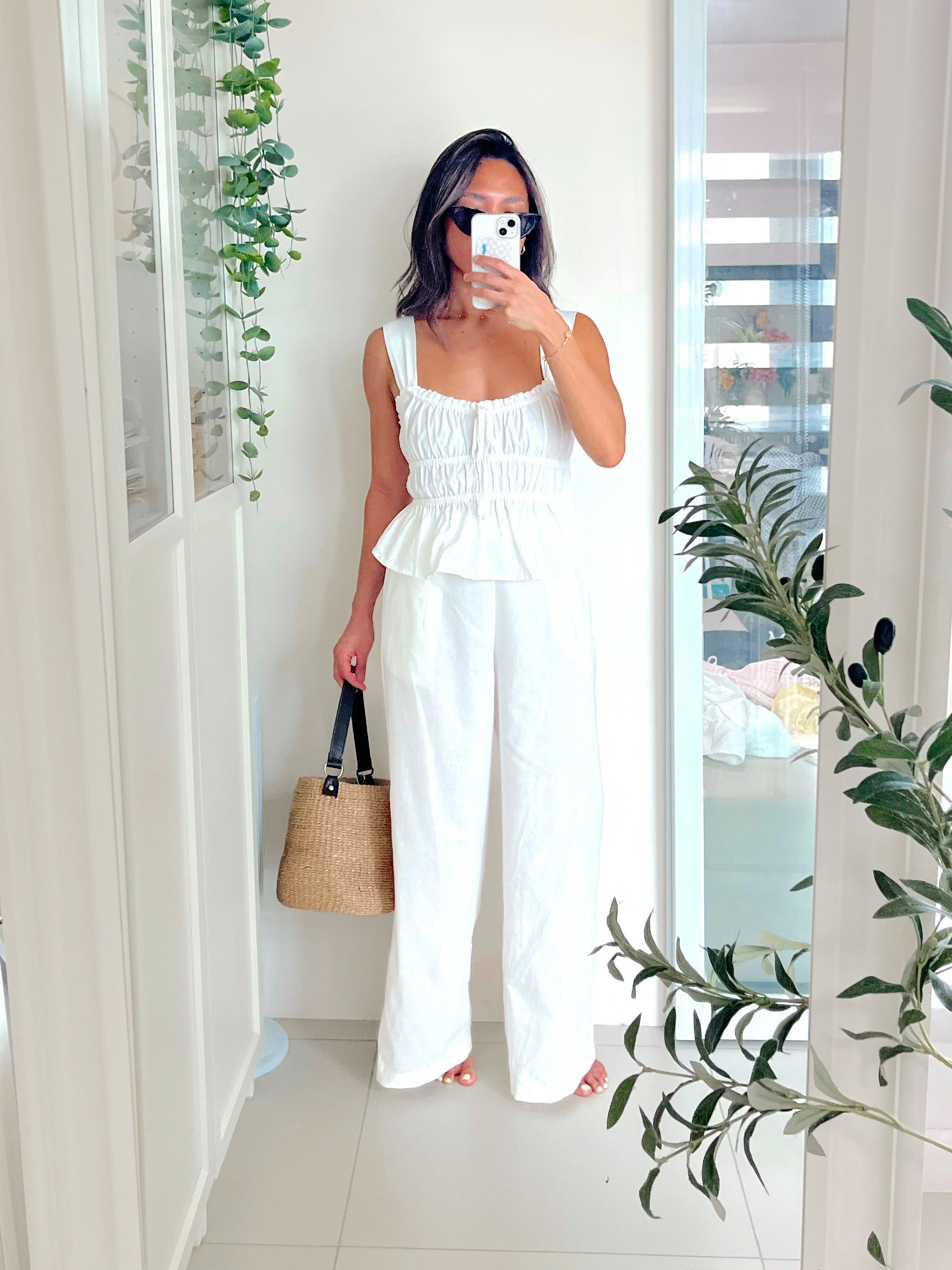Azra Set in White