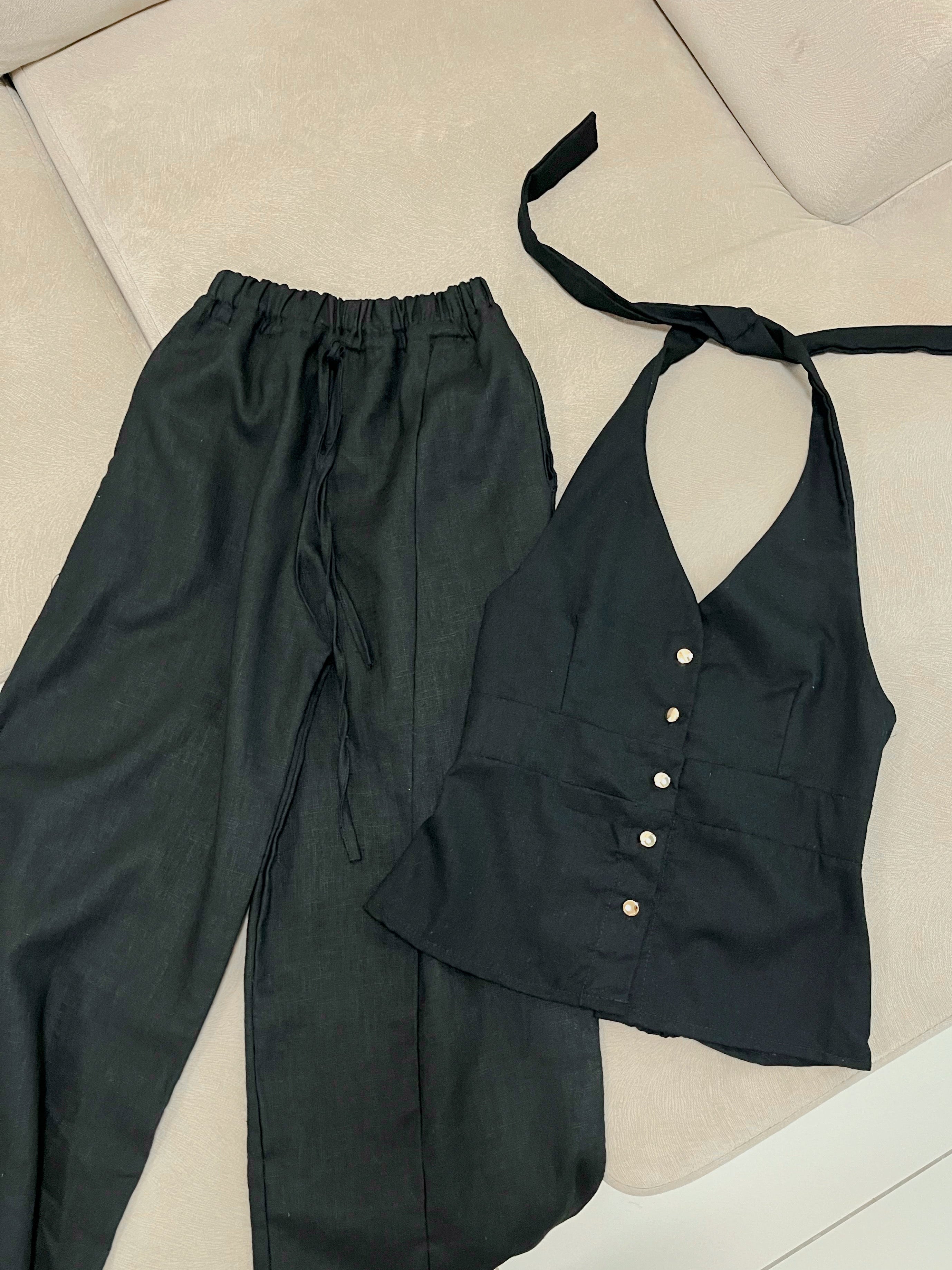 Inchi Set in Black