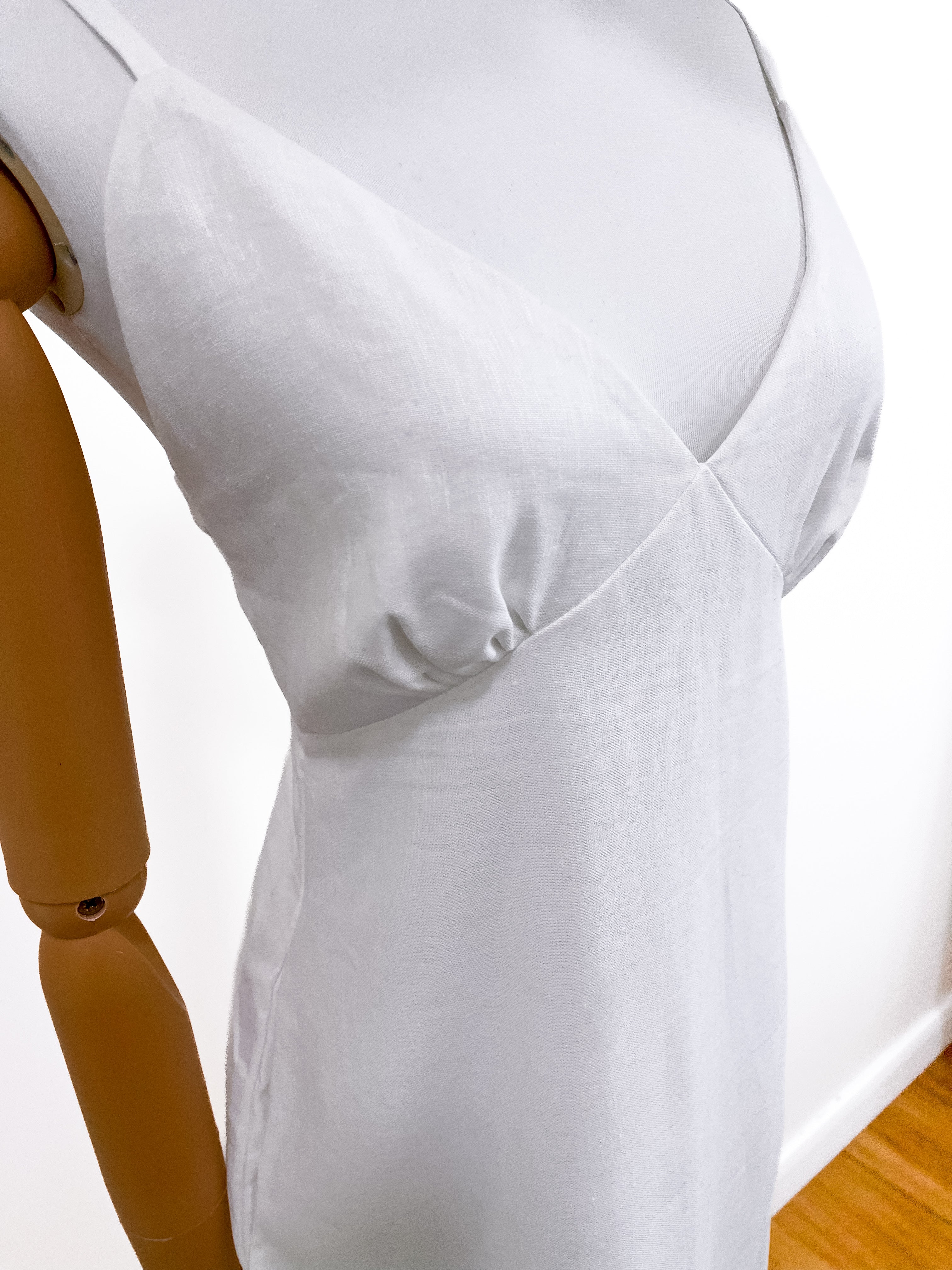 Capri Dress in White