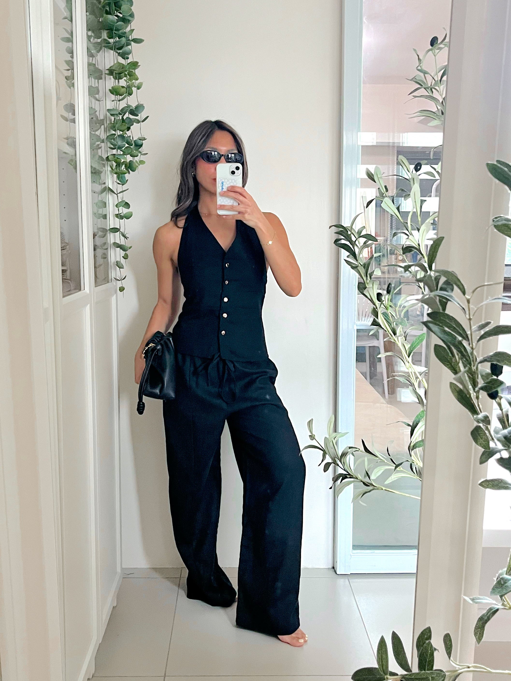 Inchi Set in Black