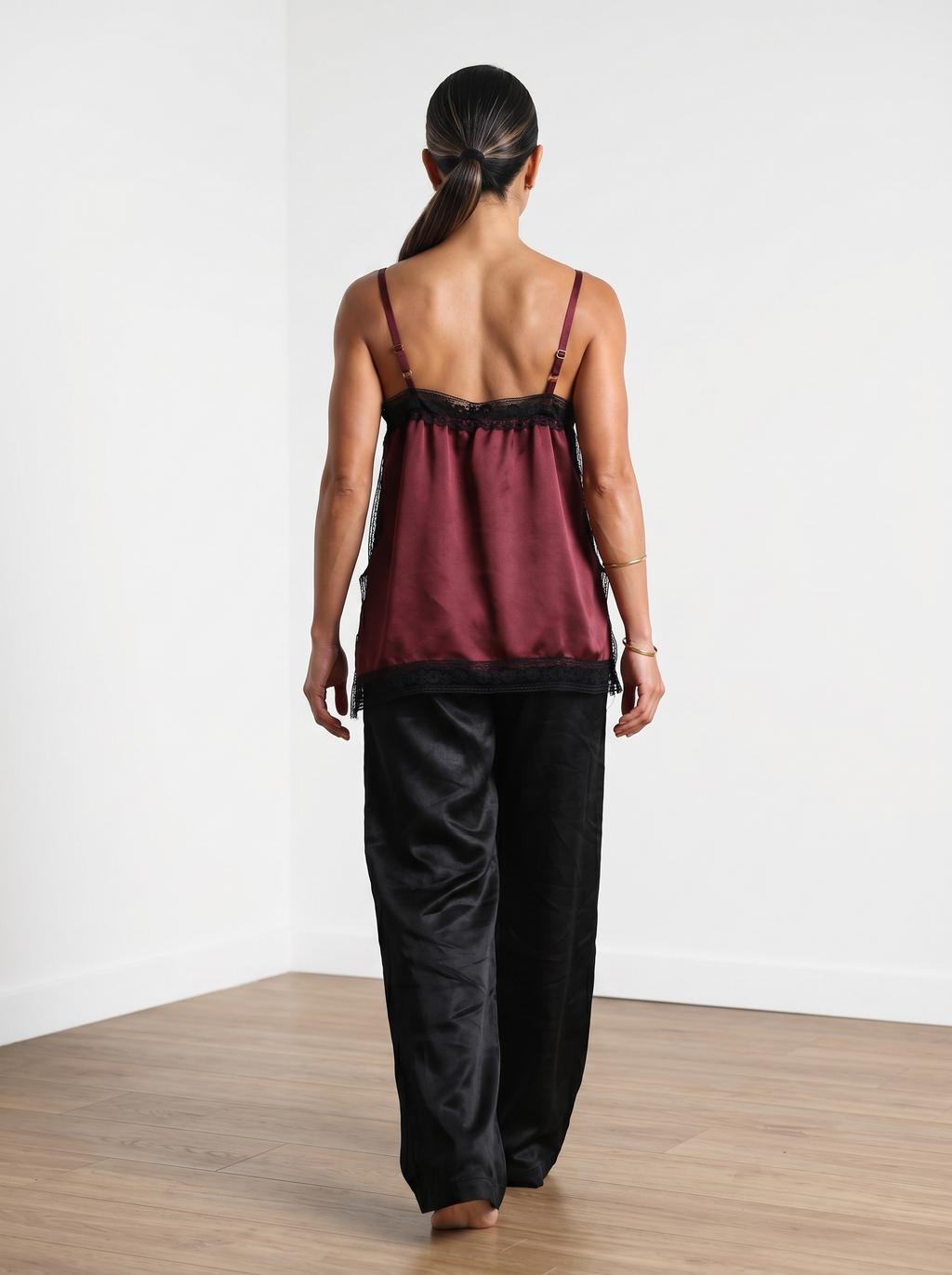 Elise Top in Wine
